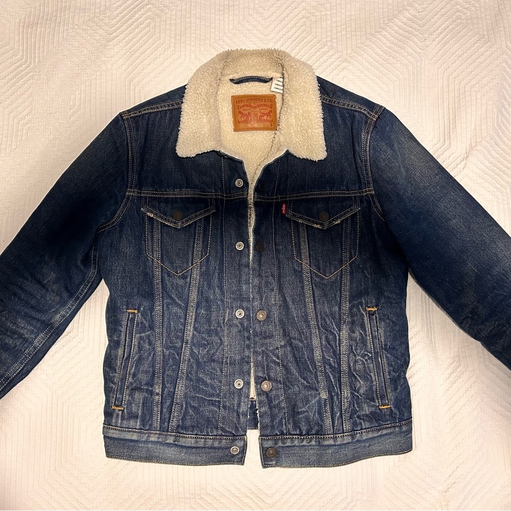 Levi’s mens trucker sherpa denim jacket